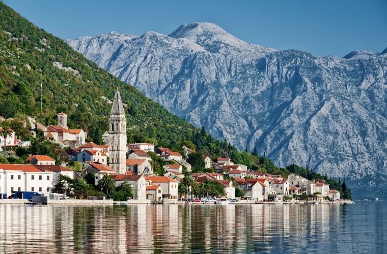 Balkanlar'ın tarihi, kültürel zenginlikleri ve doğal güzellikleriyle Türk gezginler için cazip bir rota.