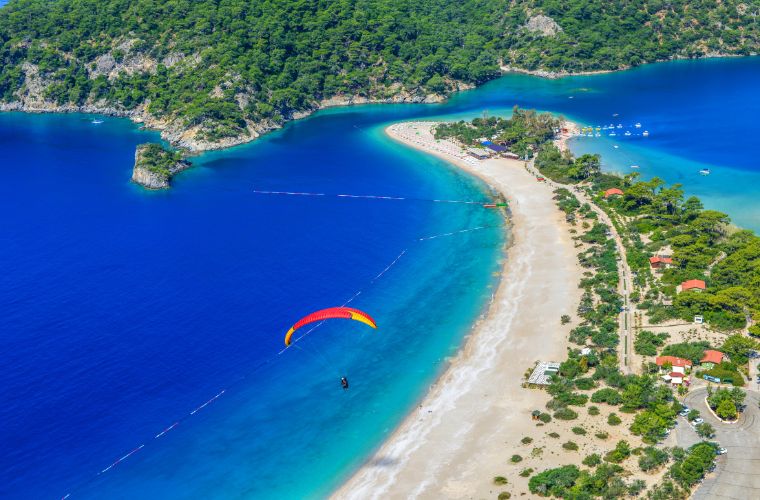 Fethiye Ölüdeniz’de balayı tatili - doğa ve huzur.