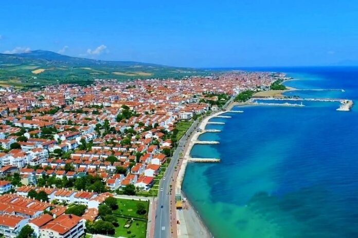 Tekirdağ’ın tarihi, doğal ve sahil güzelliklerini içeren kapsamlı gezi rehberi.