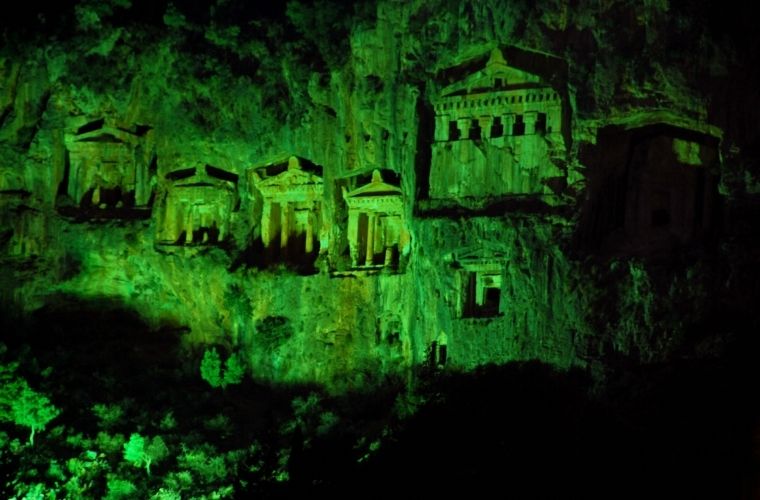 muğlada gezilecek yerler dalyan kral mezarları