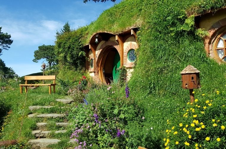 Kocaeli Ormanya Doğal Yaşam Parkı içindeki meşhur Hobbit evleri.